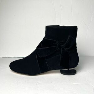 Karl Lagerfeld Finlee Low Heel Bootie with Bow Size 8